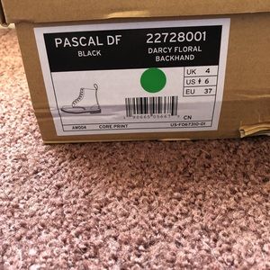 Pascal floral doc martens